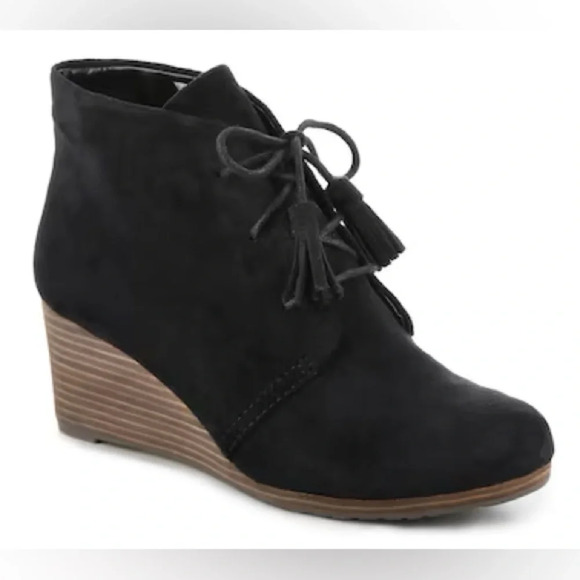 Dr. Scholl's Shoes - Dr. Scholl’s Dakota Wedge Bootie